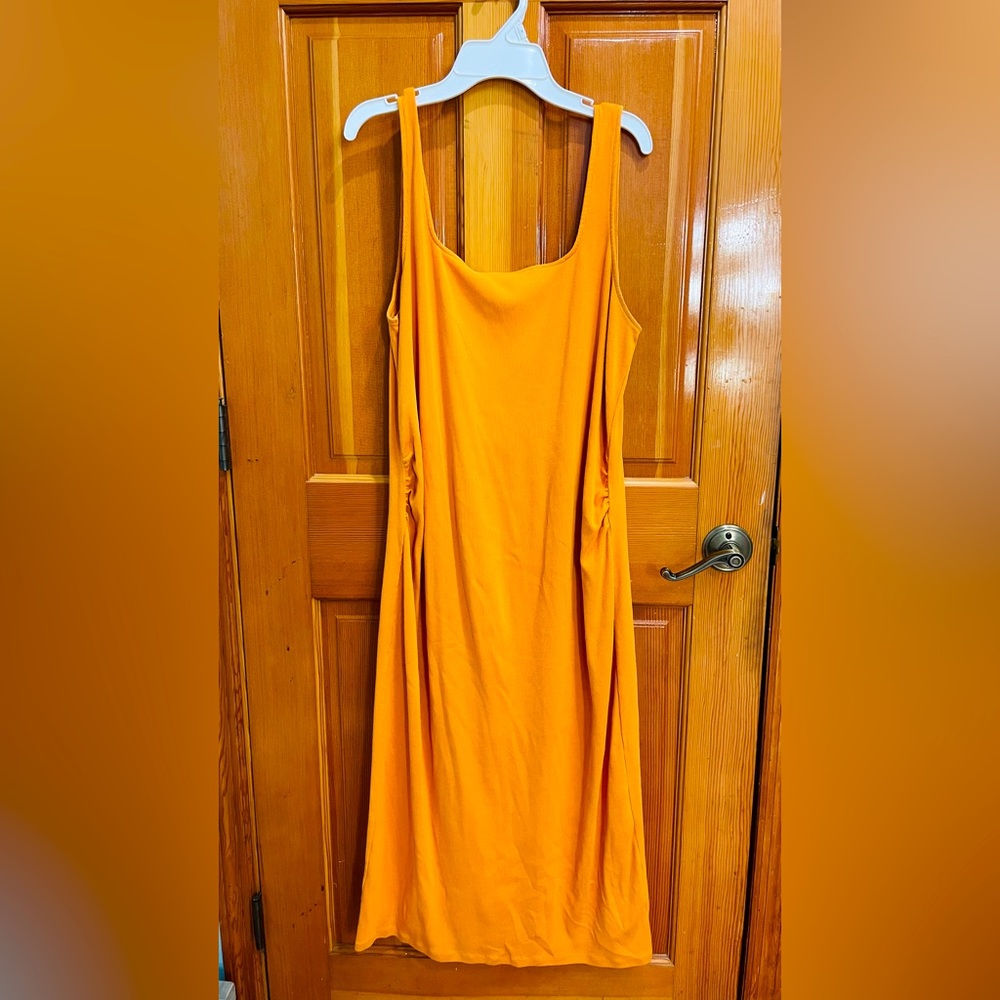 Yellow Sleeveless dress, maternity.